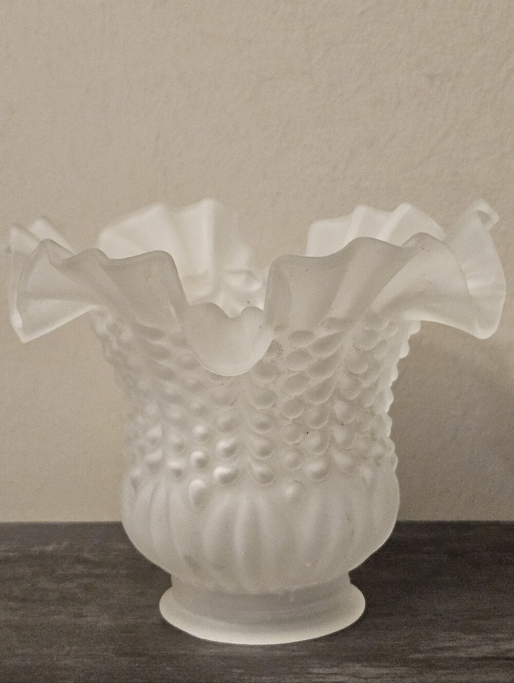 Vintage Frosted Glass Tulip Ruffle Sconce Lamp / Ceiling Fan Shade Set Of 2 - Picture 5 of 12